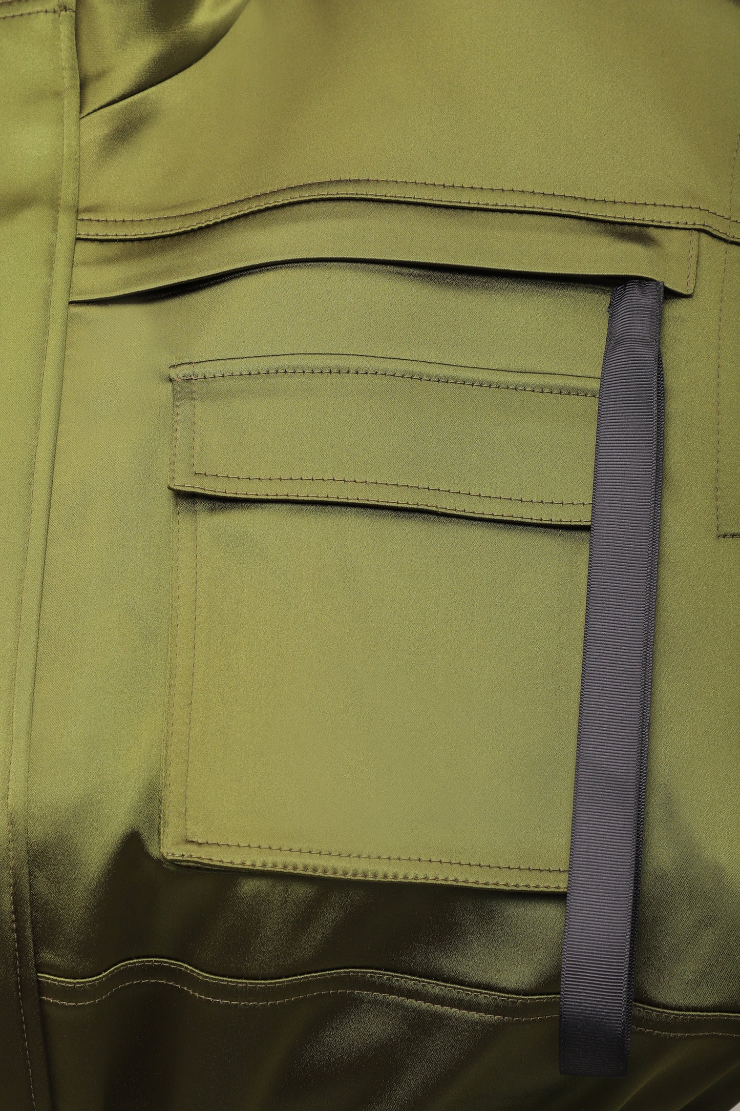 Cargo vest in silk