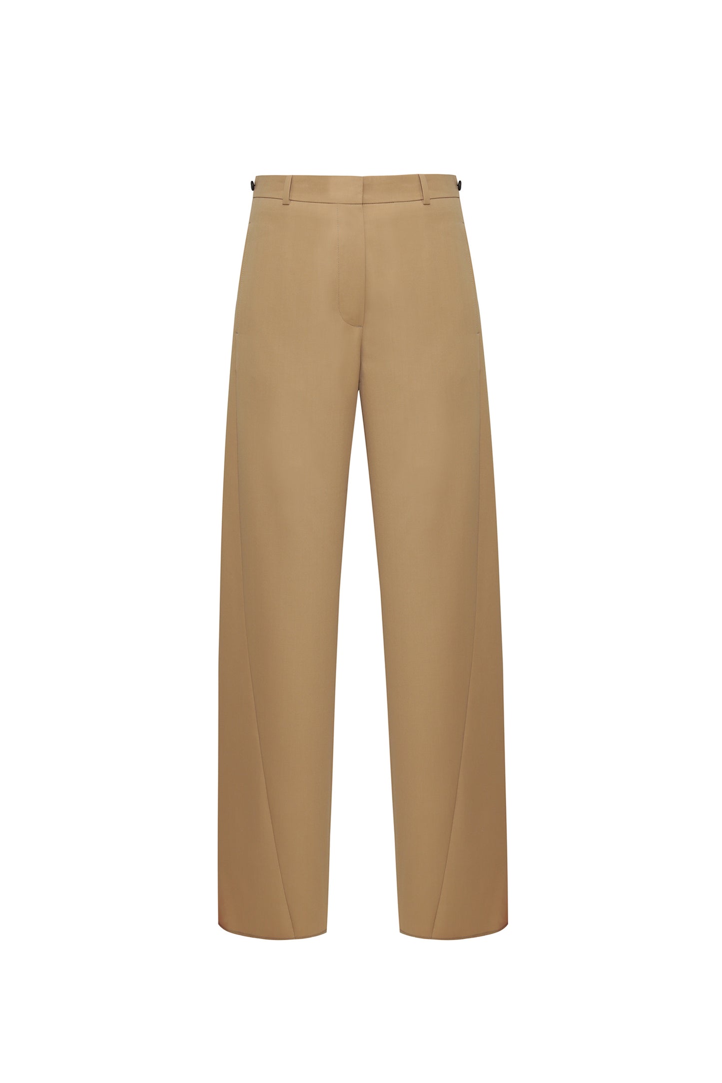 Trousers with seams at the front