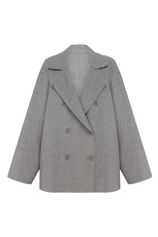 Short coat with wide sleeves