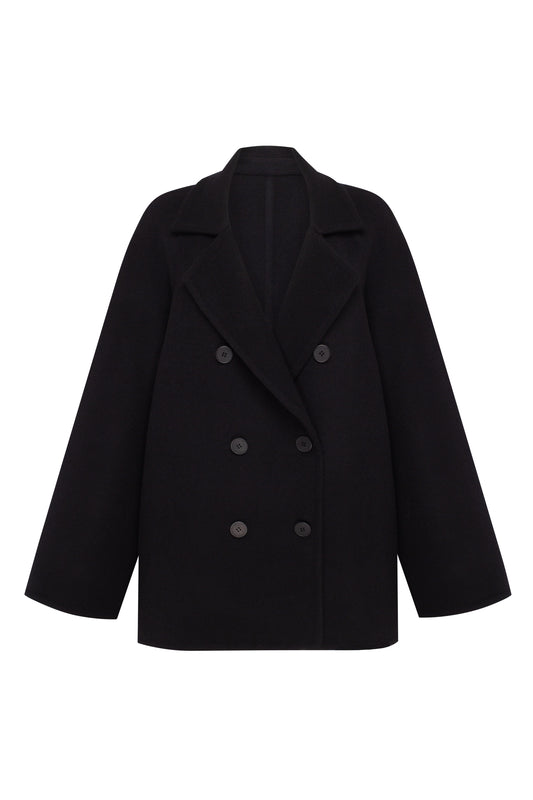 Short coat with wide sleeves