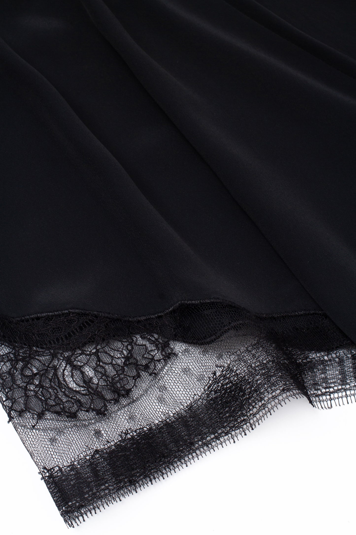 Silk shorts with lace